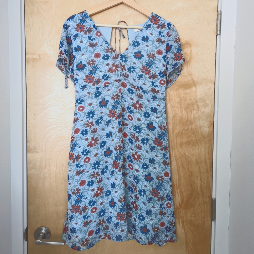 Madewell Blue Floral Dress Flutter Sleeves Keyhole Back
